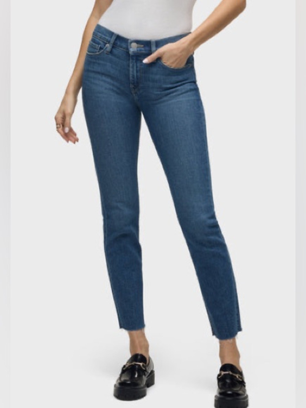 Nwt 27 Hudson Nico Mid-Rise Straight Ankle Jeans In The Refined Wash.